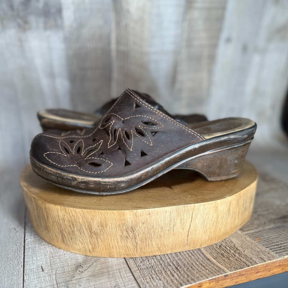 Bass Dark Brown Leather Mules with Floral Cut-Outs